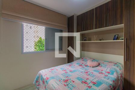 Quarto 1 de apartamento para alugar com 3 quartos, 73m² em Parque Tomas Saraiva, São Paulo