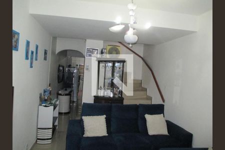 Casa à venda com 100m², 4 quartos e 1 vaga