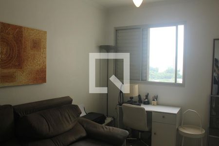 Quarto 2 de apartamento para alugar com 2 quartos, 63m² em Vila Isa, São Paulo