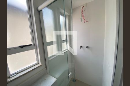 Suíte do Quarto 1 de apartamento à venda com 2 quartos, 62m² em Santo Antônio, Belo Horizonte
