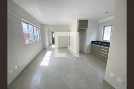 Sala de apartamento à venda com 2 quartos, 62m² em Santo Antônio, Belo Horizonte