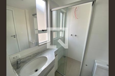 Suíte do Quarto 1 de apartamento à venda com 2 quartos, 62m² em Santo Antônio, Belo Horizonte