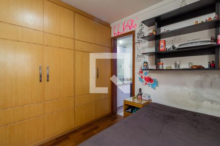 Apartamento à venda com 202m², 3 quartos e 3 vagasSuíte 2