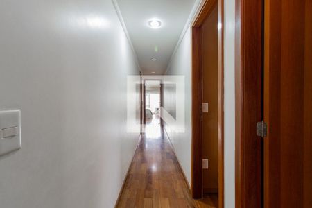 Apartamento à venda com 202m², 3 quartos e 3 vagasCorredor