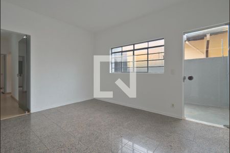 Casa à venda com 224m², 4 quartos e 3 vagasSala 2