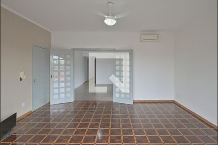 Sala 1 de casa à venda com 4 quartos, 224m² em Vila Nogueira, Campinas