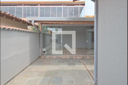 Casa à venda com 224m², 4 quartos e 3 vagasQuintal