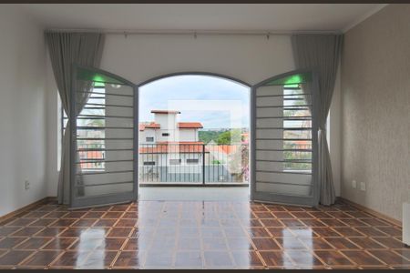 Sala 1 de casa à venda com 4 quartos, 224m² em Vila Nogueira, Campinas