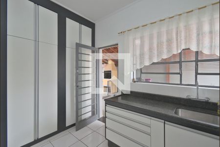 Casa à venda com 224m², 4 quartos e 3 vagasCozinha