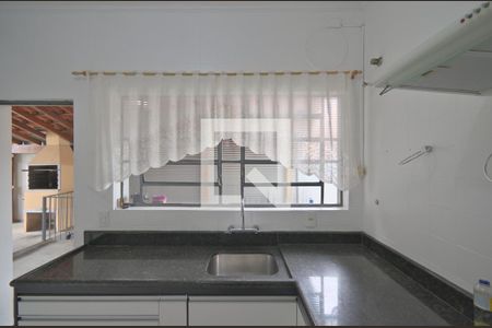 Casa à venda com 224m², 4 quartos e 3 vagasCozinha