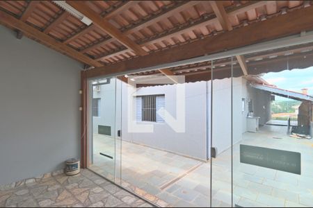 Casa à venda com 224m², 4 quartos e 3 vagasQuintal