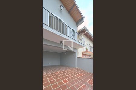 Casa à venda com 224m², 4 quartos e 3 vagasFrente e Garagem