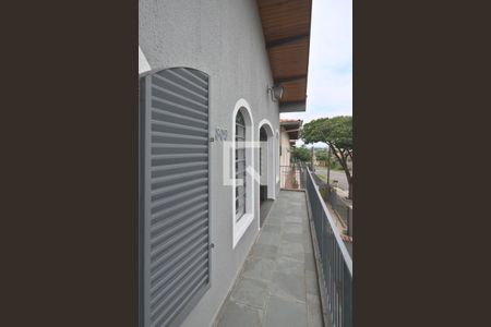 Varanda de casa à venda com 4 quartos, 224m² em Vila Nogueira, Campinas