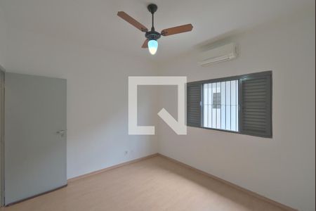 Casa à venda com 224m², 4 quartos e 3 vagasQuarto 2
