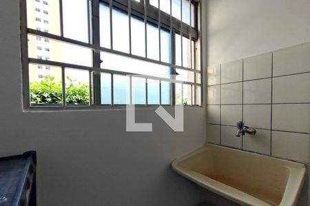 Casa à venda com 45m², 2 quartos e 1 vagaÁrea de Serviço