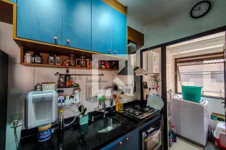 Apartamento à venda com 81m², 3 quartos e 2 vagas Apartamento à venda com 81m², 3 quartos e 2 vagasCozinha