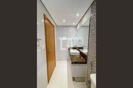 Apartamento à venda com 171m², 3 quartos e 3 vagasSuíte 2