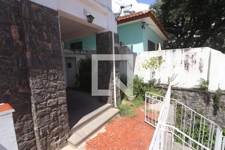 Quintal  de casa à venda com 3 quartos, 179m² em Água Fria, São Paulo