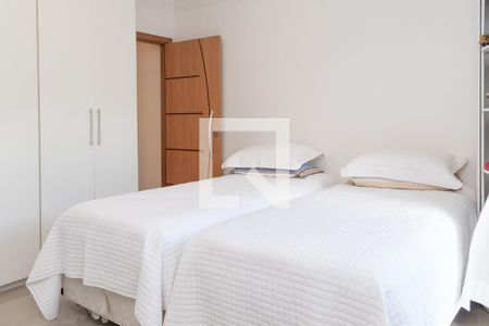 Casa à venda com 290m², 3 quartos e 2 vagas Casa à venda com 290m², 3 quartos e 2 vagasSuíte 3