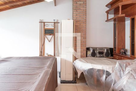 Casa à venda com 290m², 3 quartos e 2 vagas Casa à venda com 290m², 3 quartos e 2 vagasSalão de jogos