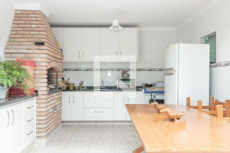 Casa à venda com 290m², 3 quartos e 2 vagas Casa à venda com 290m², 3 quartos e 2 vagasChurrasqueira