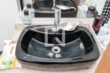 Casa à venda com 290m², 3 quartos e 2 vagas Casa à venda com 290m², 3 quartos e 2 vagasBanheiro da Suíte 2