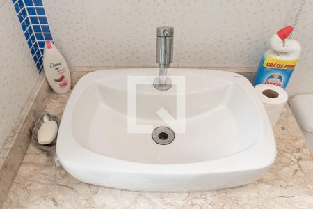 Casa à venda com 290m², 3 quartos e 2 vagas Casa à venda com 290m², 3 quartos e 2 vagasBanheiro de serviço