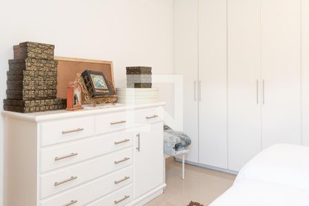 Casa à venda com 290m², 3 quartos e 2 vagas Casa à venda com 290m², 3 quartos e 2 vagasSuíte 3