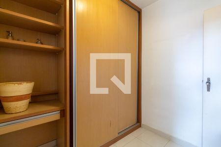 Apartamento à venda com 168m², 3 quartos e 2 vagasQuarto de Serviço