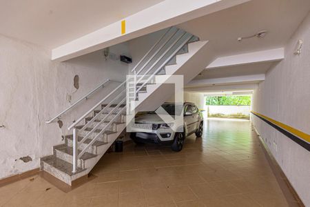 Apartamento à venda com 130m², 3 quartos e 2 vagas Apartamento à venda com 130m², 3 quartos e 2 vagasÁrea comum - Garagem