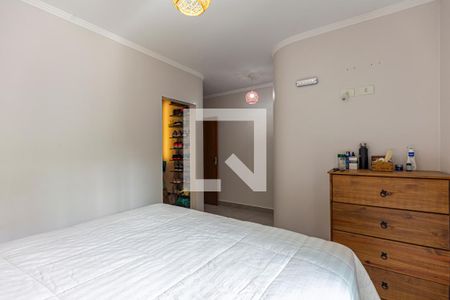 Apartamento à venda com 130m², 3 quartos e 2 vagas Apartamento à venda com 130m², 3 quartos e 2 vagasSuite