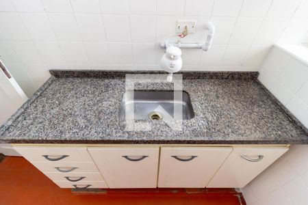 Apartamento à venda com 85m², 3 quartos e 2 vagas Apartamento à venda com 85m², 3 quartos e 2 vagasDetalhe - Cozinha