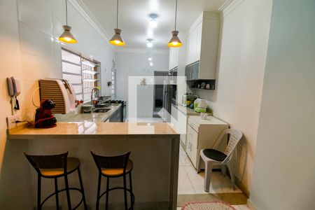 Casa à venda com 100m², 2 quartos e 1 vagaCozinha - Armários