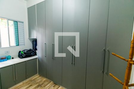 Casa à venda com 100m², 2 quartos e 1 vagaCloset da suíte