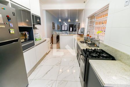 Casa à venda com 100m², 2 quartos e 1 vagaCozinha - Armários