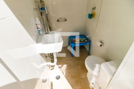 Casa à venda com 100m², 2 quartos e 1 vagaBanheiro Quintal