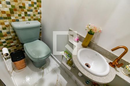 Casa à venda com 100m², 2 quartos e 1 vagaLavabo