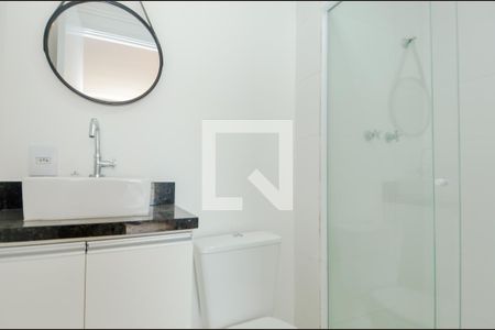 Banheiro de kitnet/studio para alugar com 1 quarto, 27m² em Macedo, Guarulhos