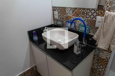 Apartamento à venda com 80m², 2 quartos e sem vagaBanheiro Social