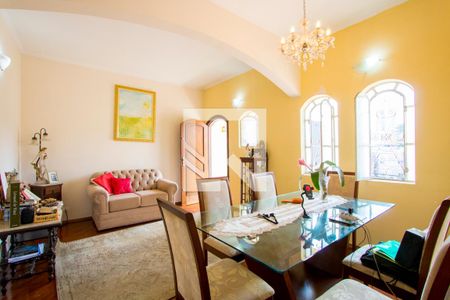 Sala de casa à venda com 3 quartos, 218m² em Vila Alice, Santo André