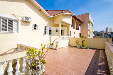 Casa à venda com 218m², 3 quartos e 3 vagasÁrea externa