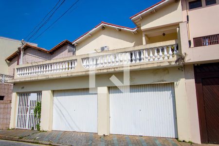 Casa à venda com 218m², 3 quartos e 3 vagasGaragem