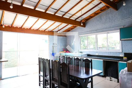 Apartamento à venda com 134m², 2 quartos e 2 vagas Apartamento à venda com 134m², 2 quartos e 2 vagasChurrasqueira