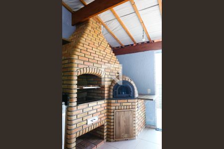 Apartamento à venda com 134m², 2 quartos e 2 vagas Apartamento à venda com 134m², 2 quartos e 2 vagasChurrasqueira