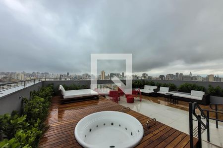 Studio para alugar com 32m², 1 quarto e sem vaga Studio para alugar com 32m², 1 quarto e sem vagarooftop