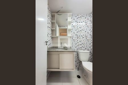 Studio para alugar com 32m², 1 quarto e sem vaga Studio para alugar com 32m², 1 quarto e sem vagaBanheiro
