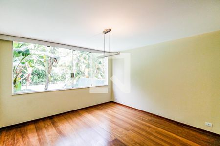 Casa à venda com 430m², 4 quartos e 4 vagasSala de jantar