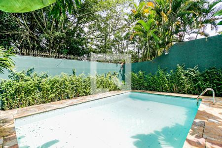Casa à venda com 430m², 4 quartos e 4 vagasPiscina