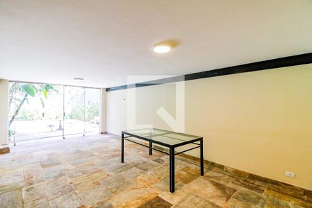 Casa à venda com 430m², 4 quartos e 4 vagasSalão