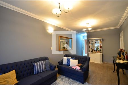 Sala de casa à venda com 4 quartos, 300m² em Parque Imperial, São Paulo